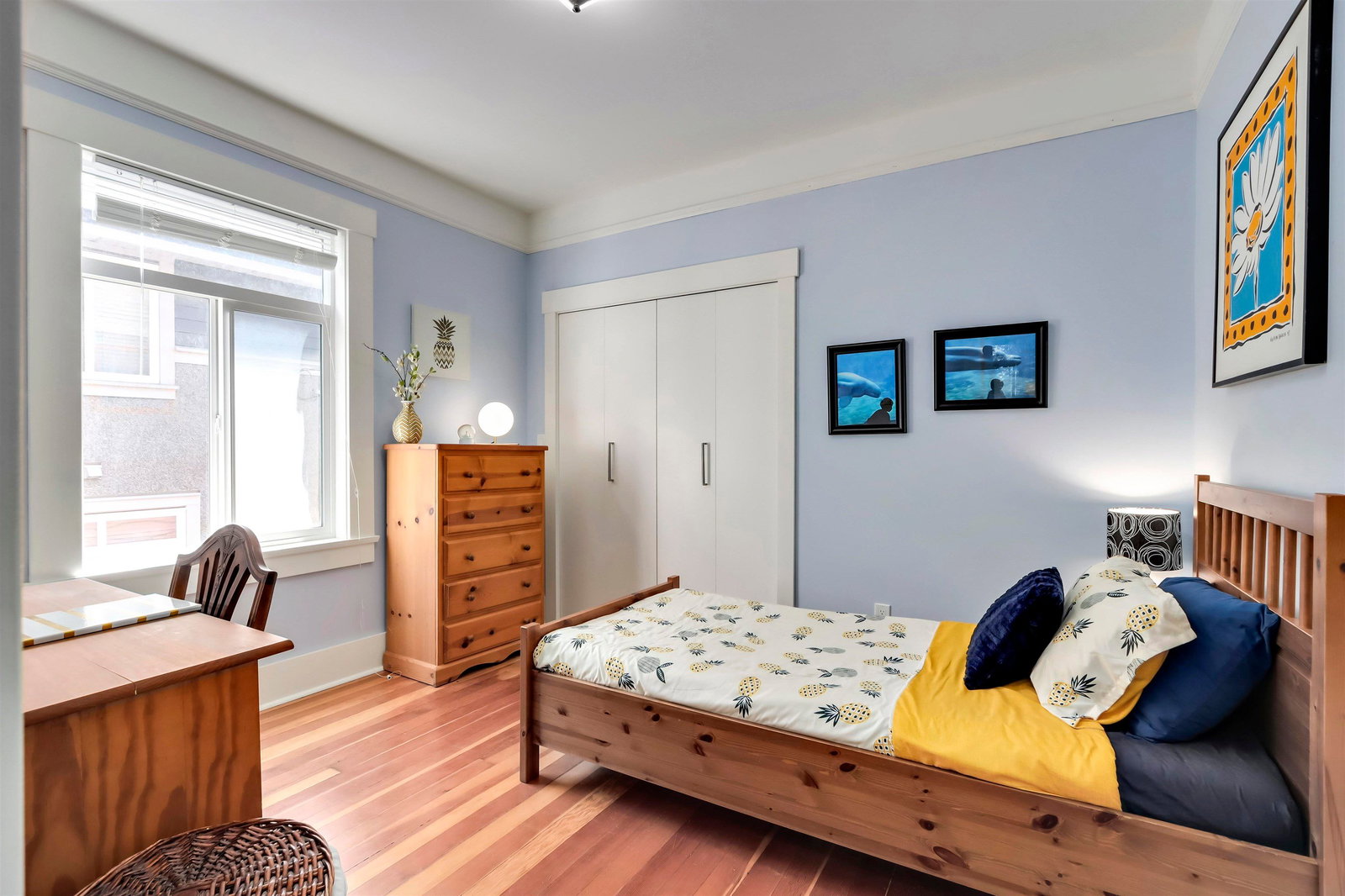 Listing Image 15