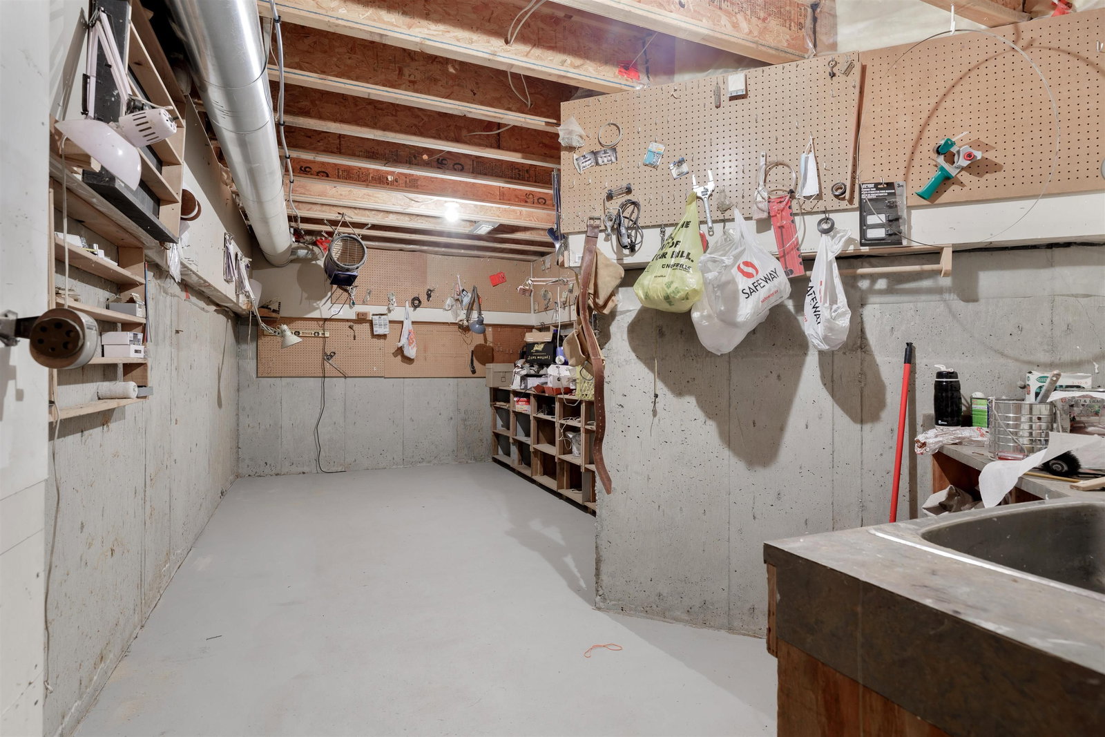 Listing Image 32