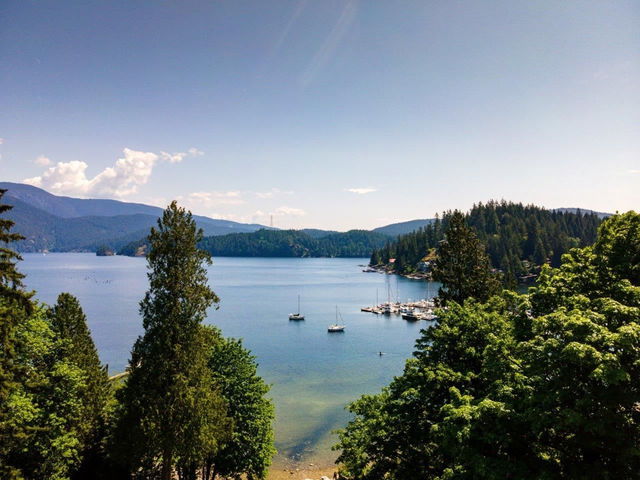 2463 Panorama Drive