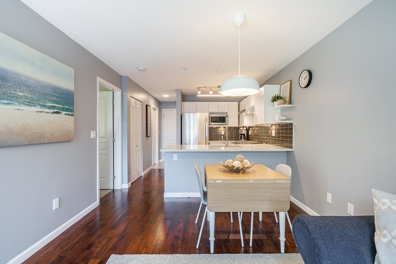 Listing Image 15