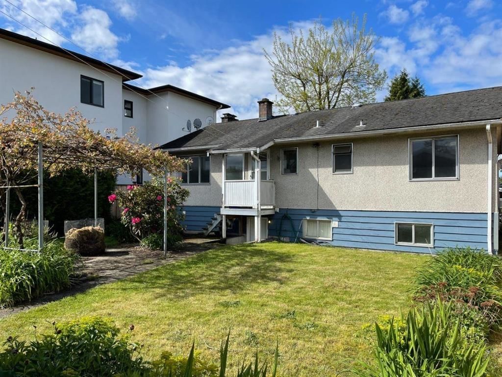 Listing Image 6