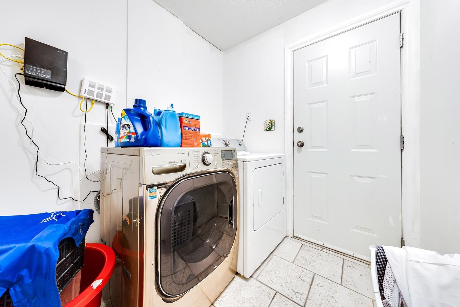 Listing Image 16