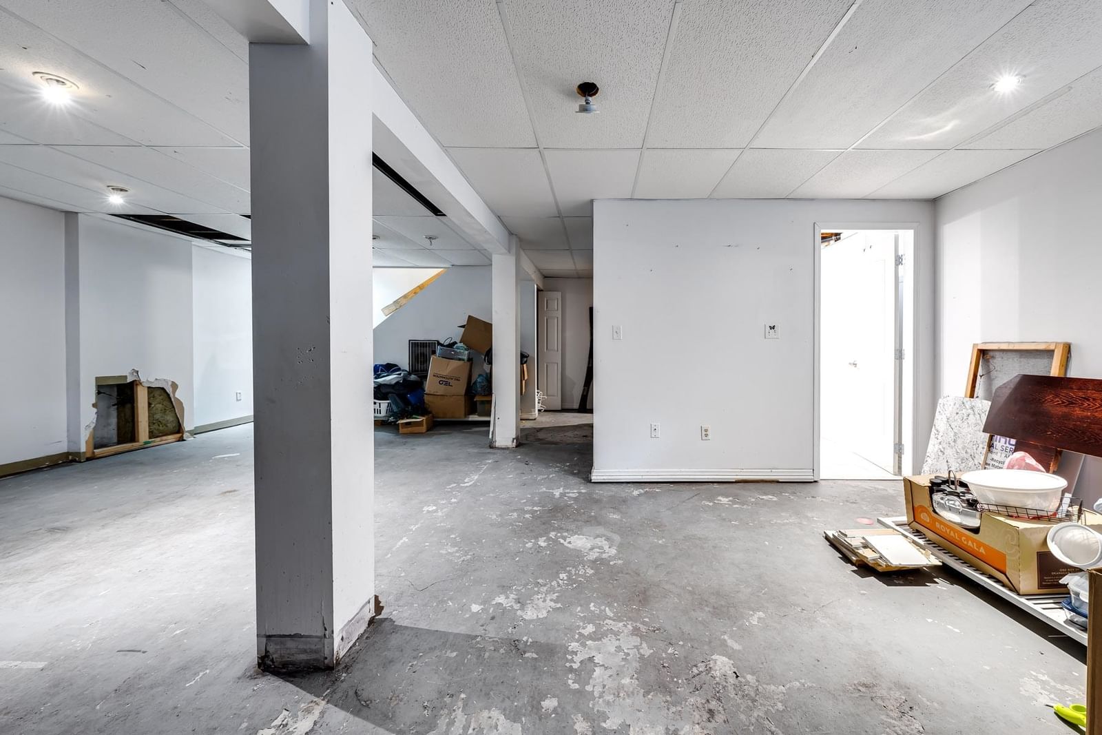 Listing Image 32