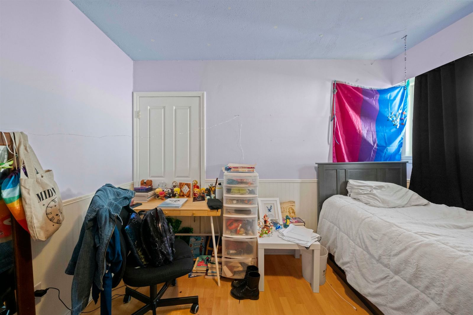 Listing Image 17