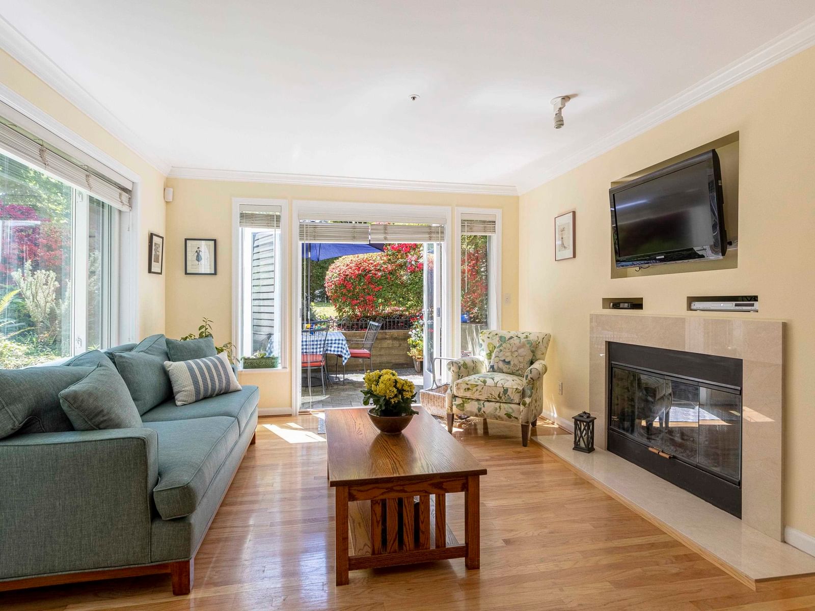 Listing Image 9