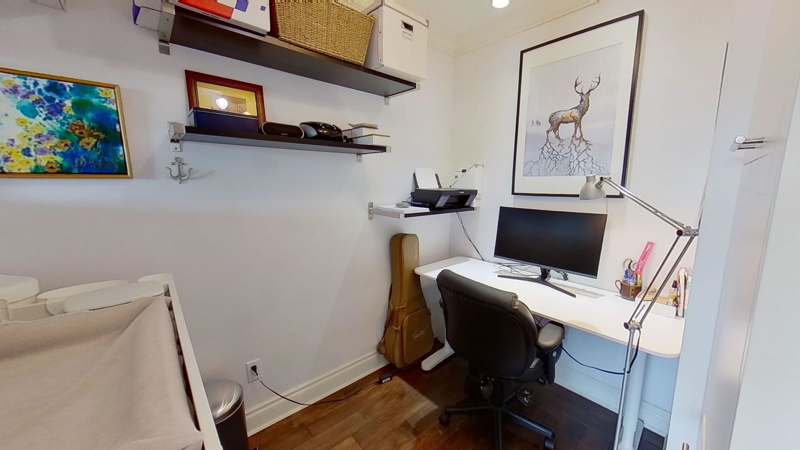 Listing Image 9