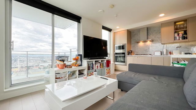 2509 - 455 Marine Drive