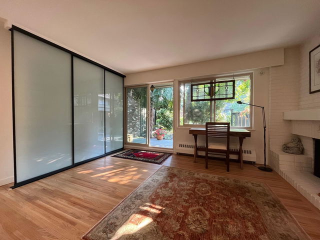 402 - 235 Keith Road