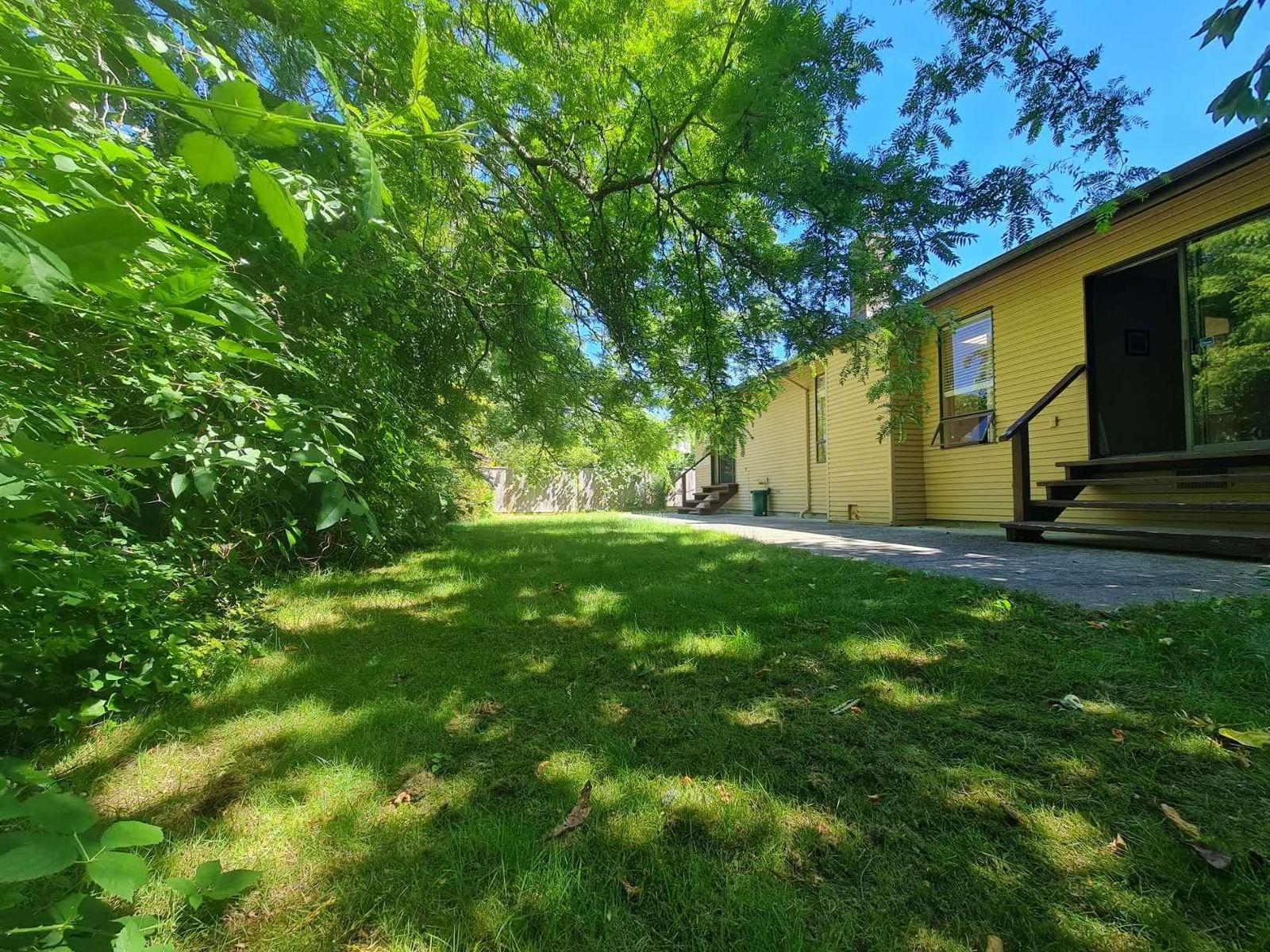 Listing Image 20