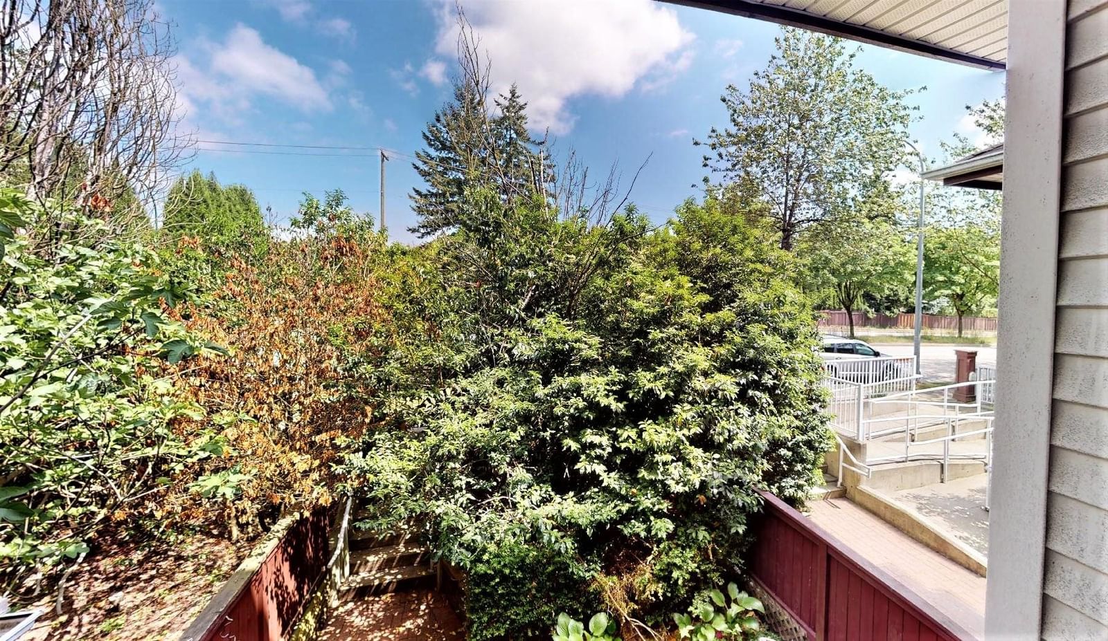 Listing Image 17