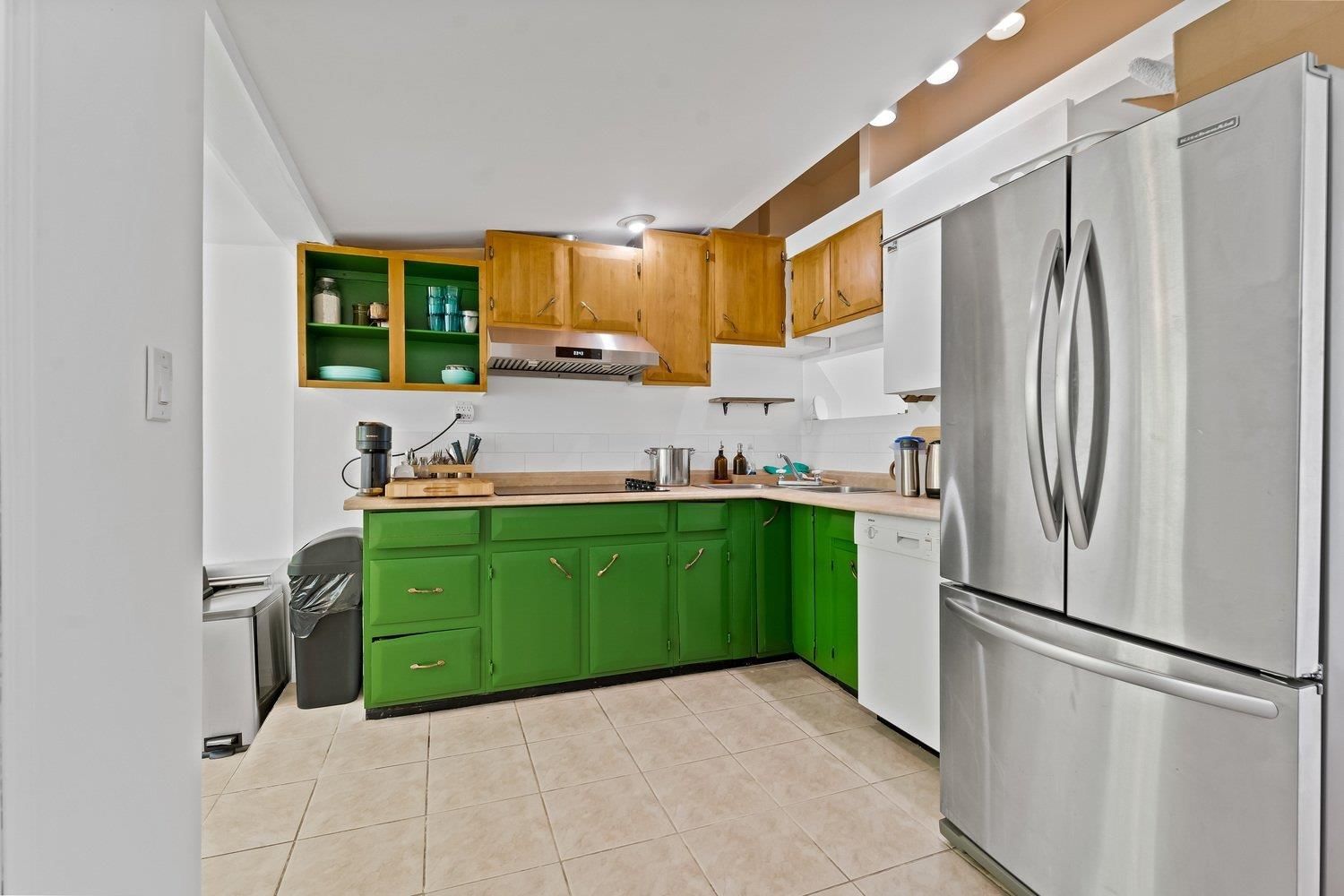 Listing Image 13