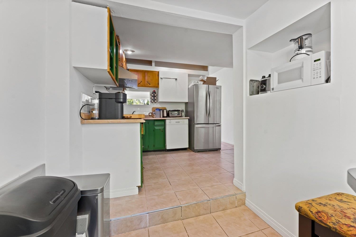 Listing Image 16
