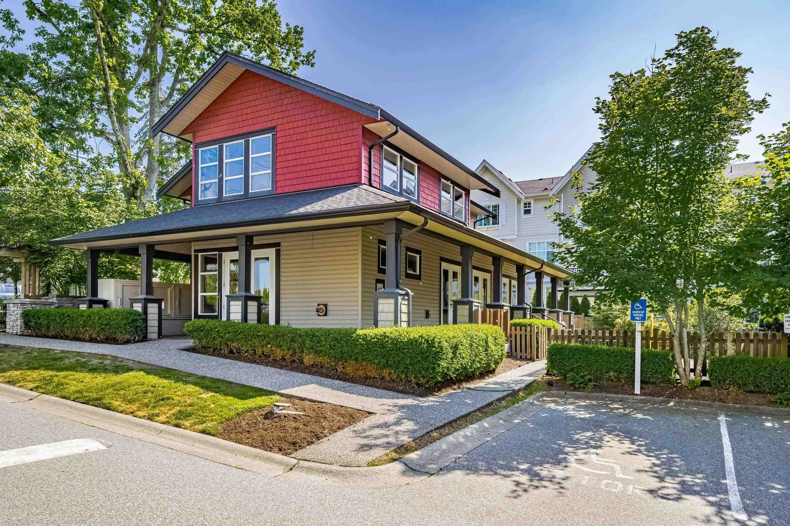 Listing Image 22