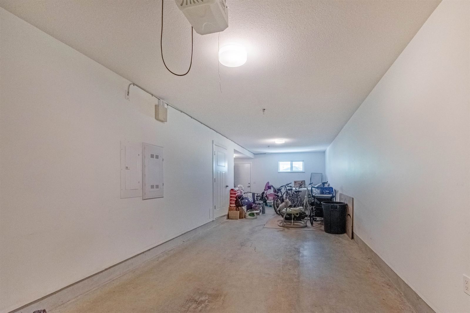 Listing Image 29