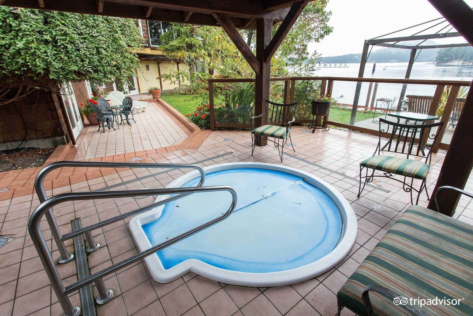 Listing Image 10