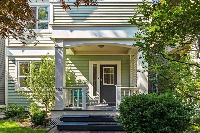 153 Star Crescent