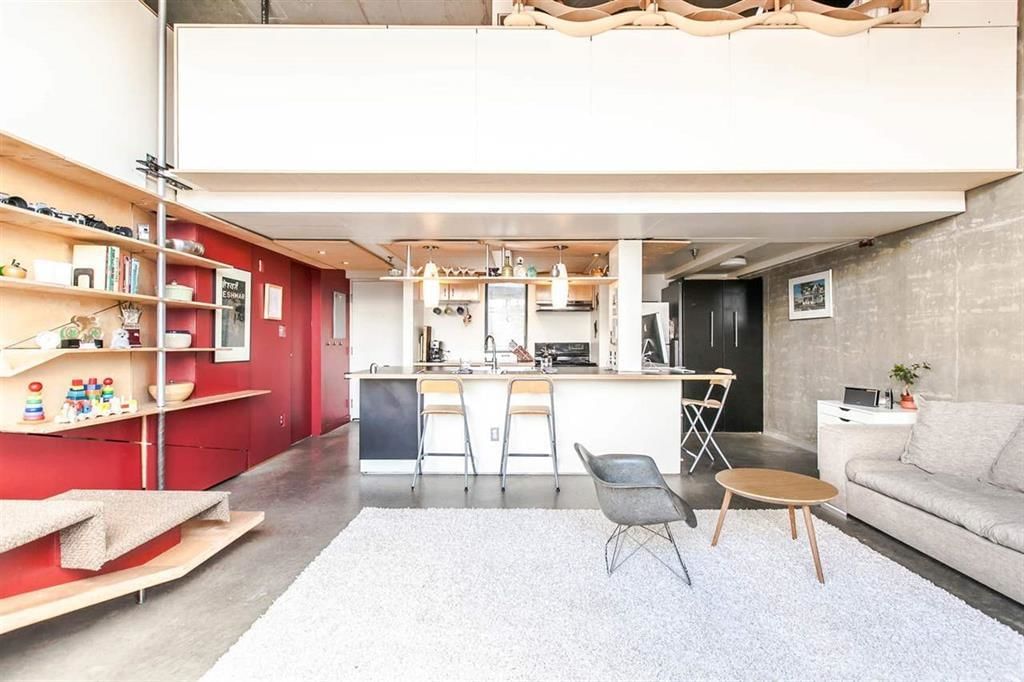 Listing Image 8