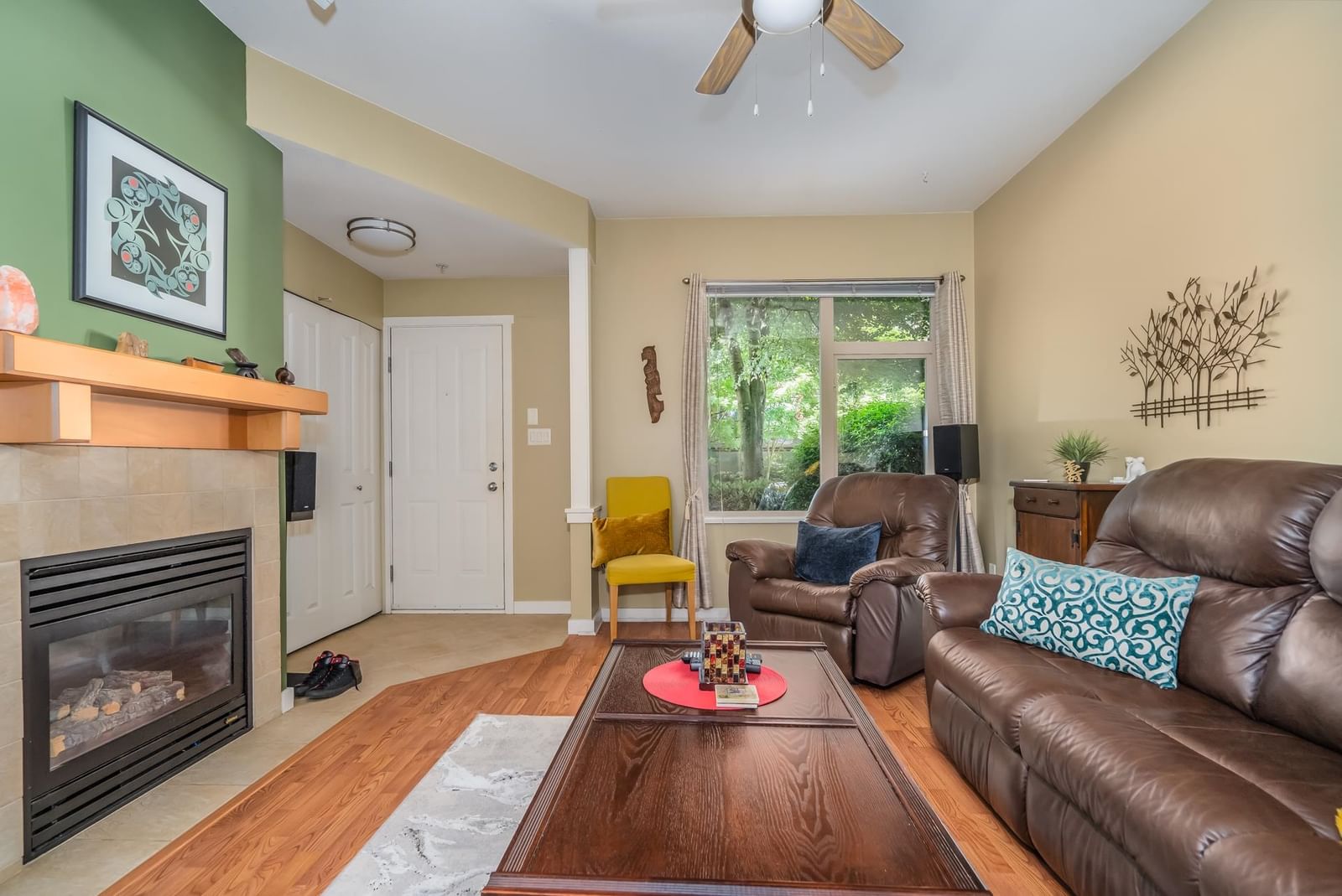 Listing Image 14
