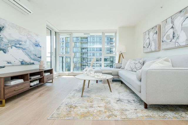 1215 - 7988 Ackroyd Road