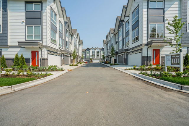 3 - 23785 Dewdney Trunk Road