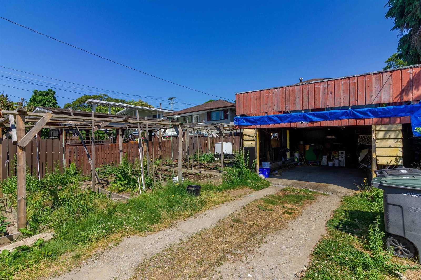Listing Image 11