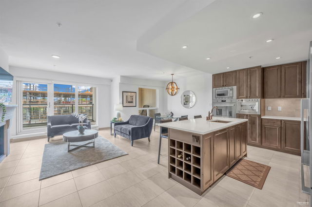 304 - 4721 Hastings Street