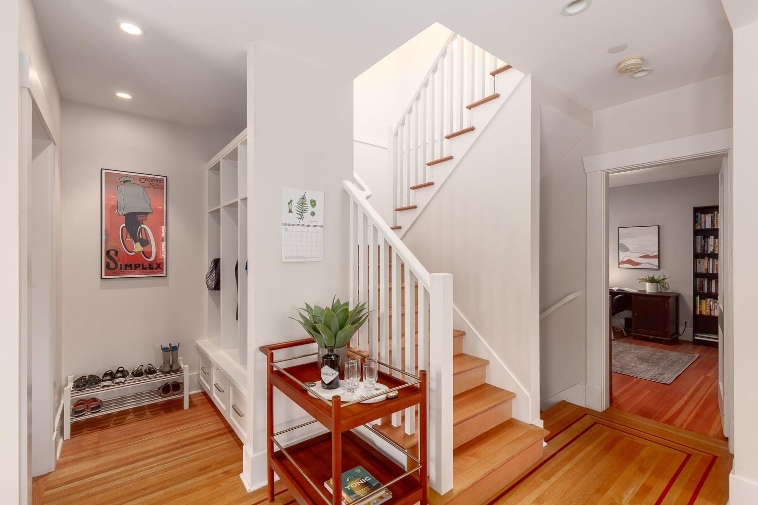 Listing Image 19