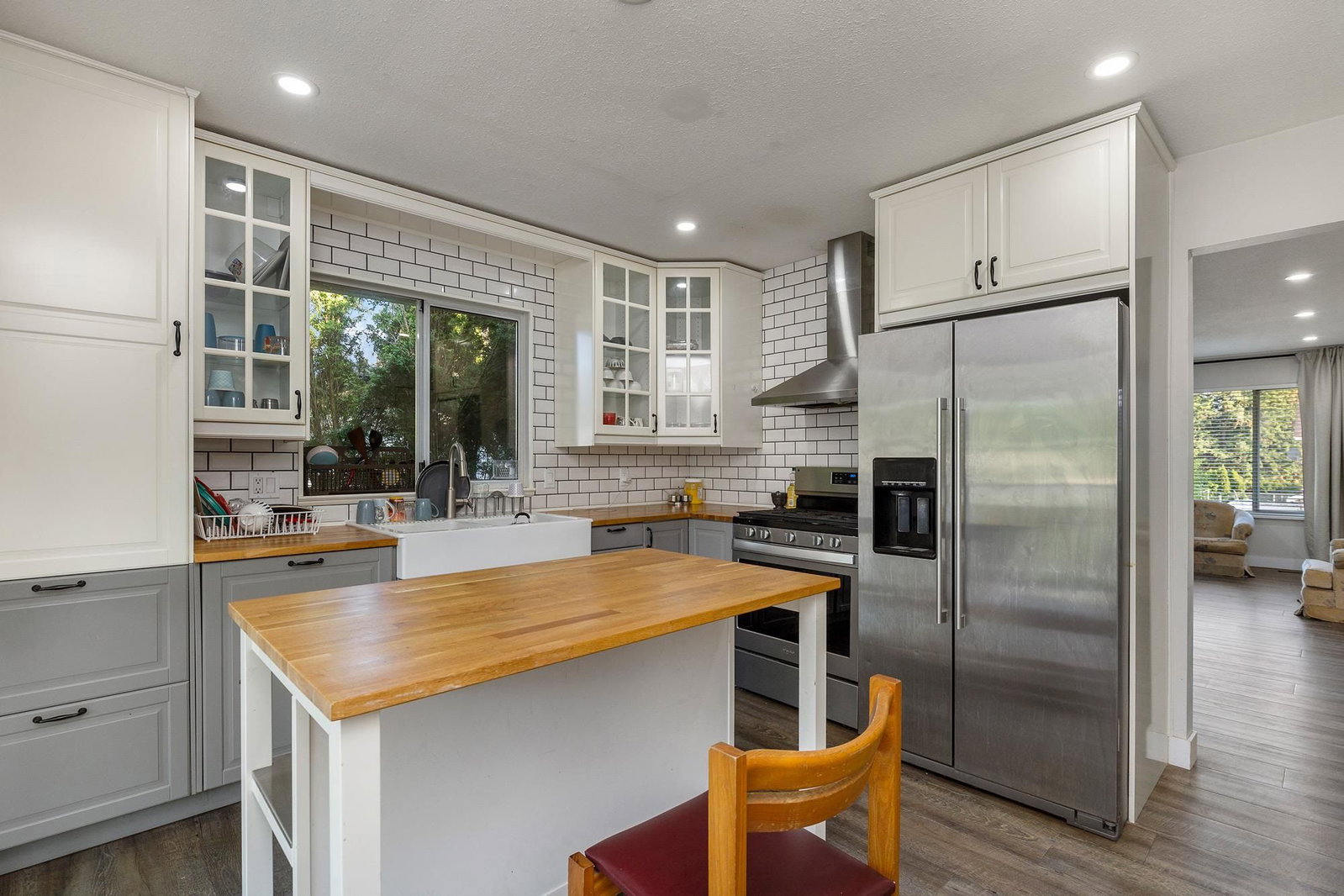 Listing Image 15