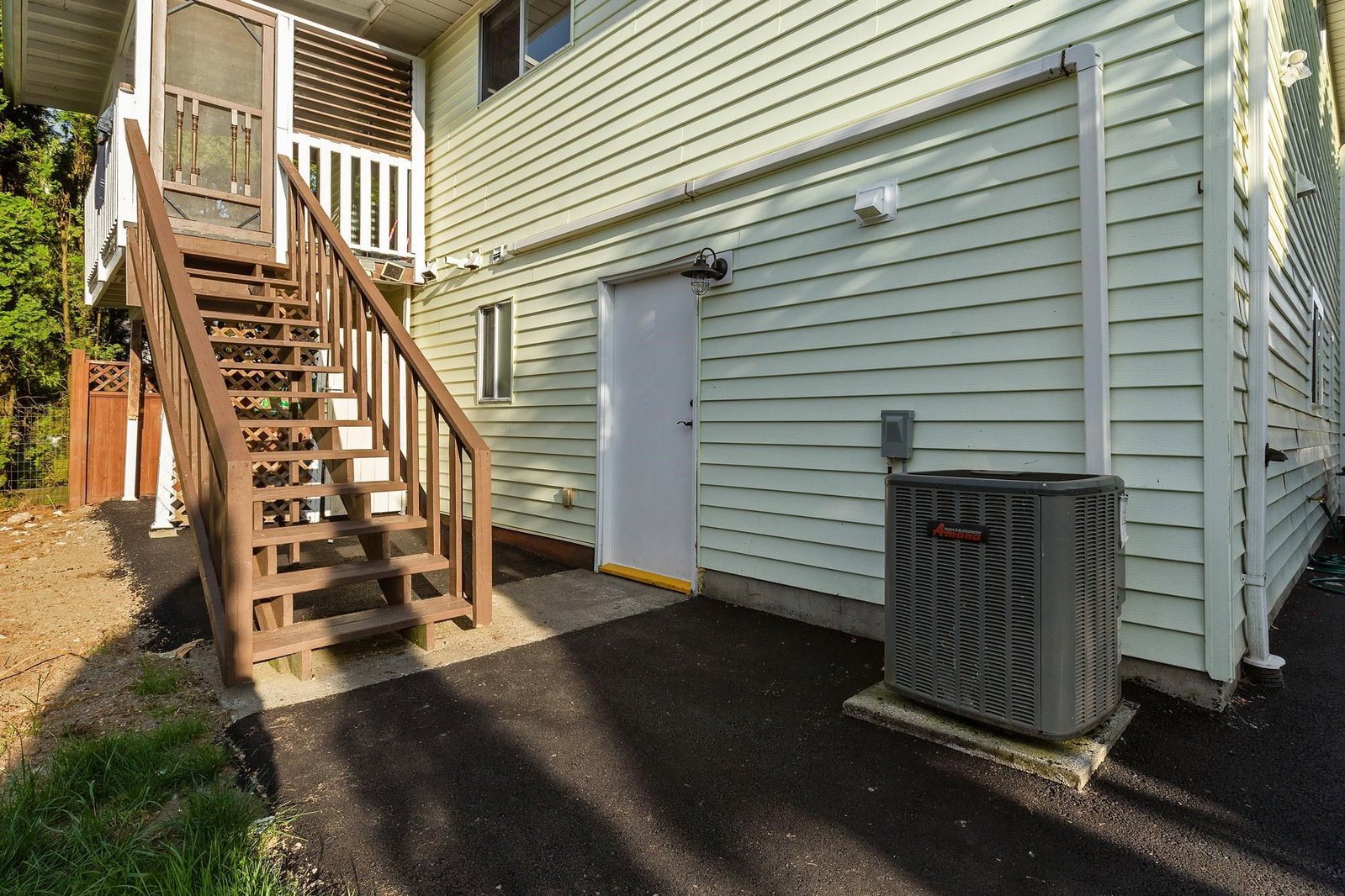 Listing Image 40