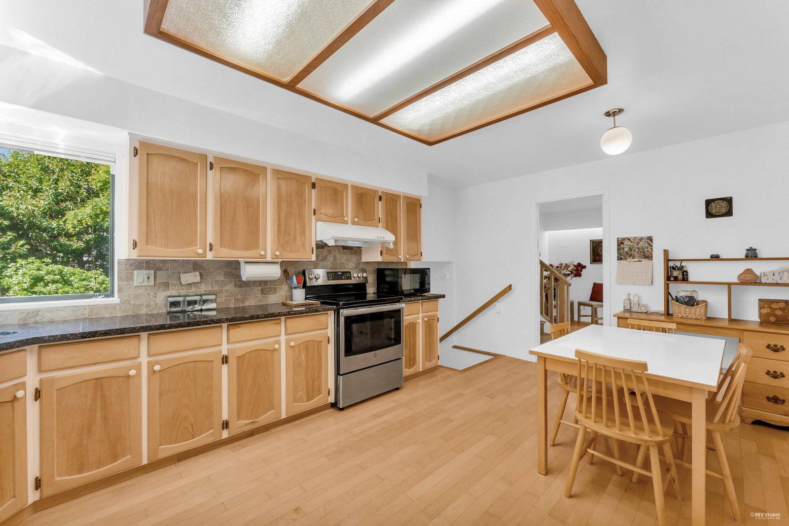 Listing Image 22