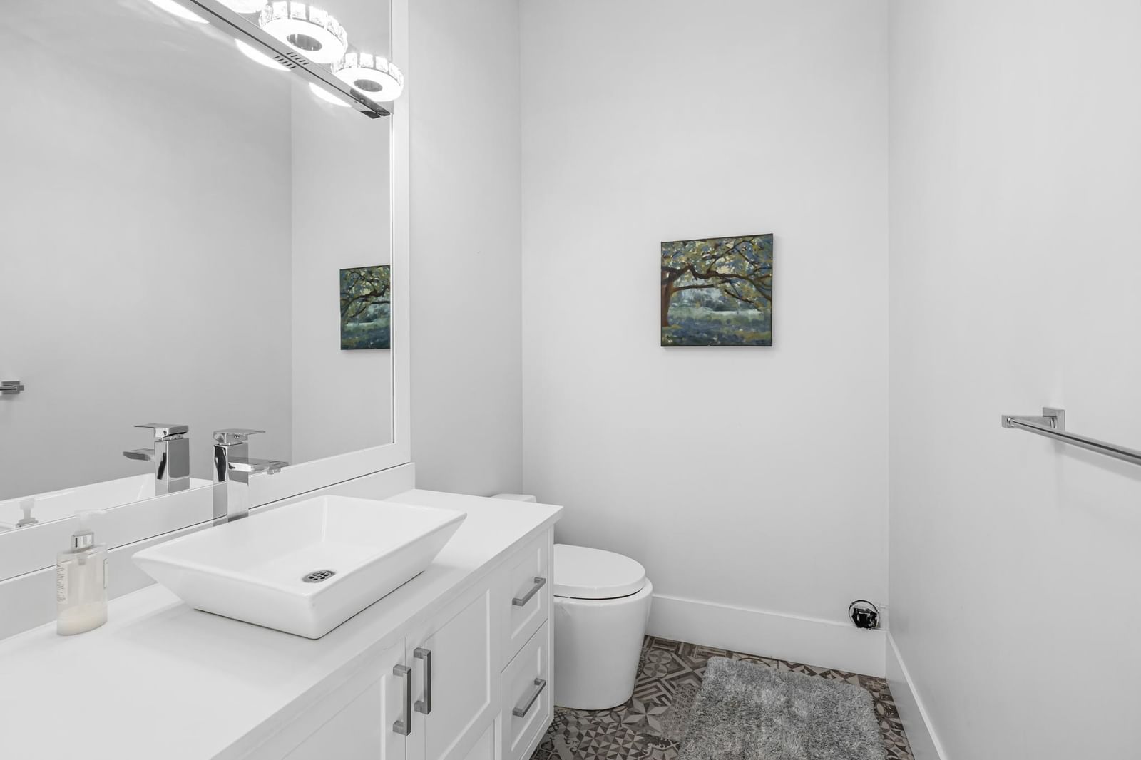 Listing Image 20