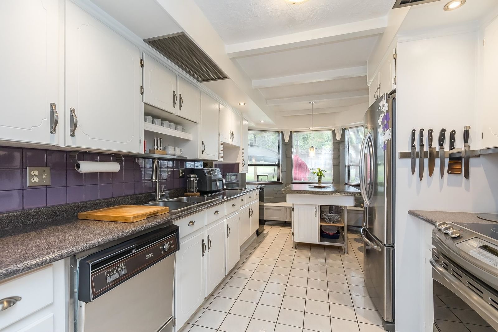 Listing Image 13