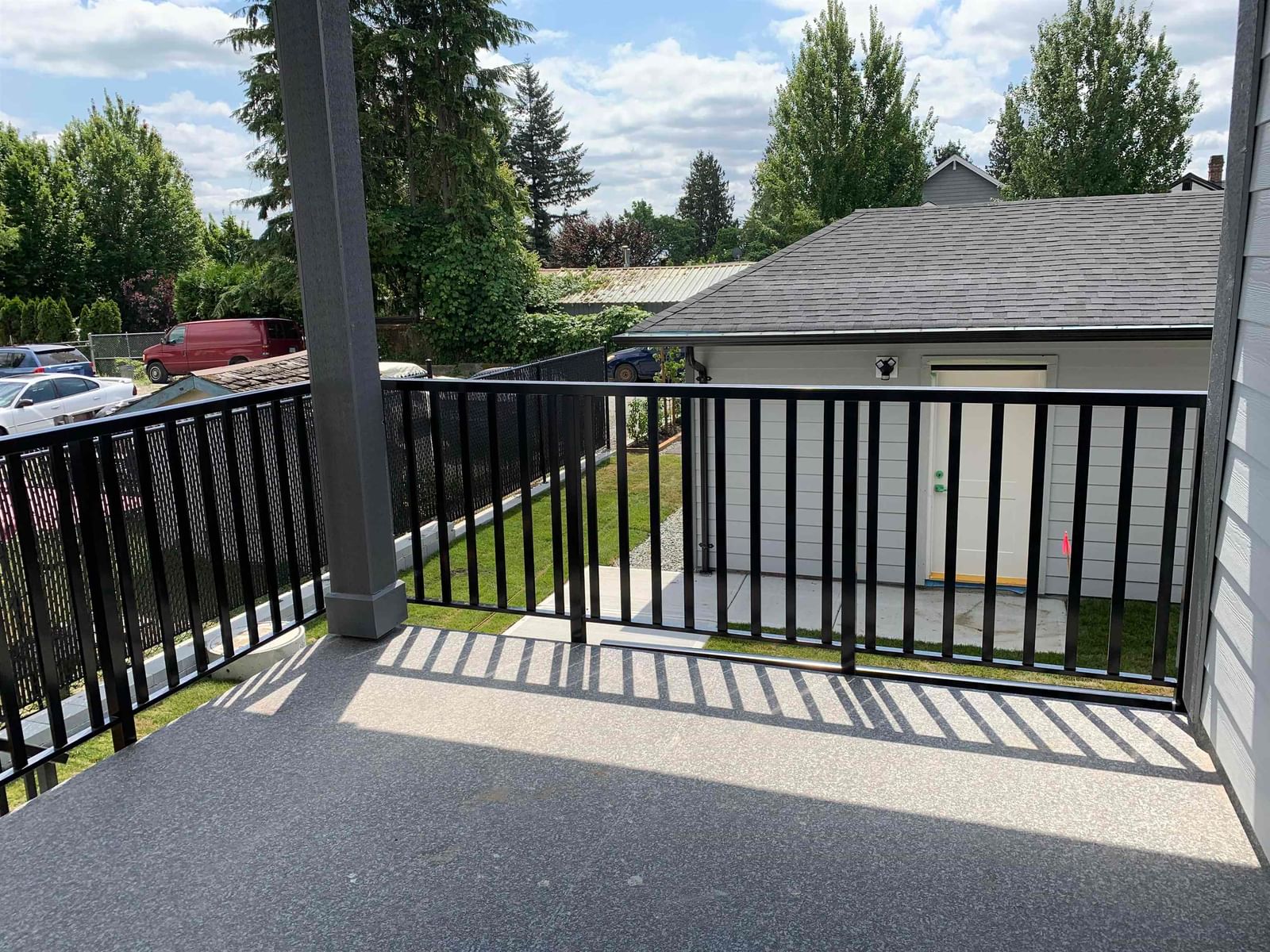 Listing Image 19