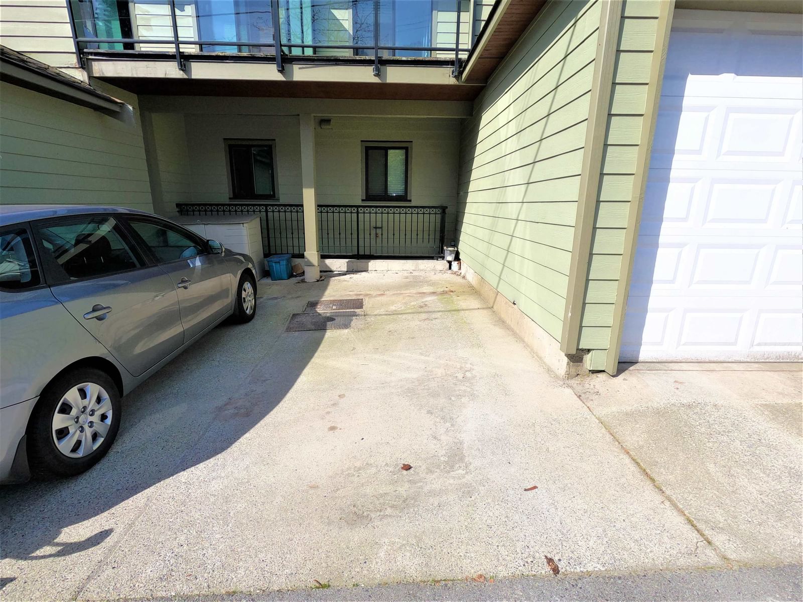 Listing Image 16