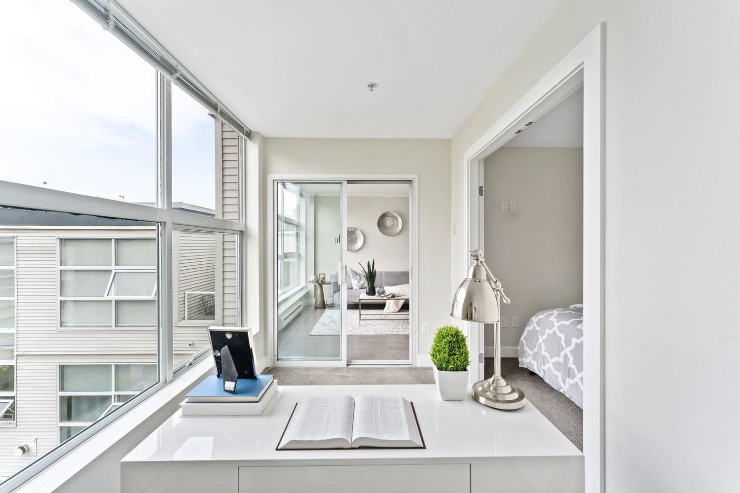 Listing Image 12