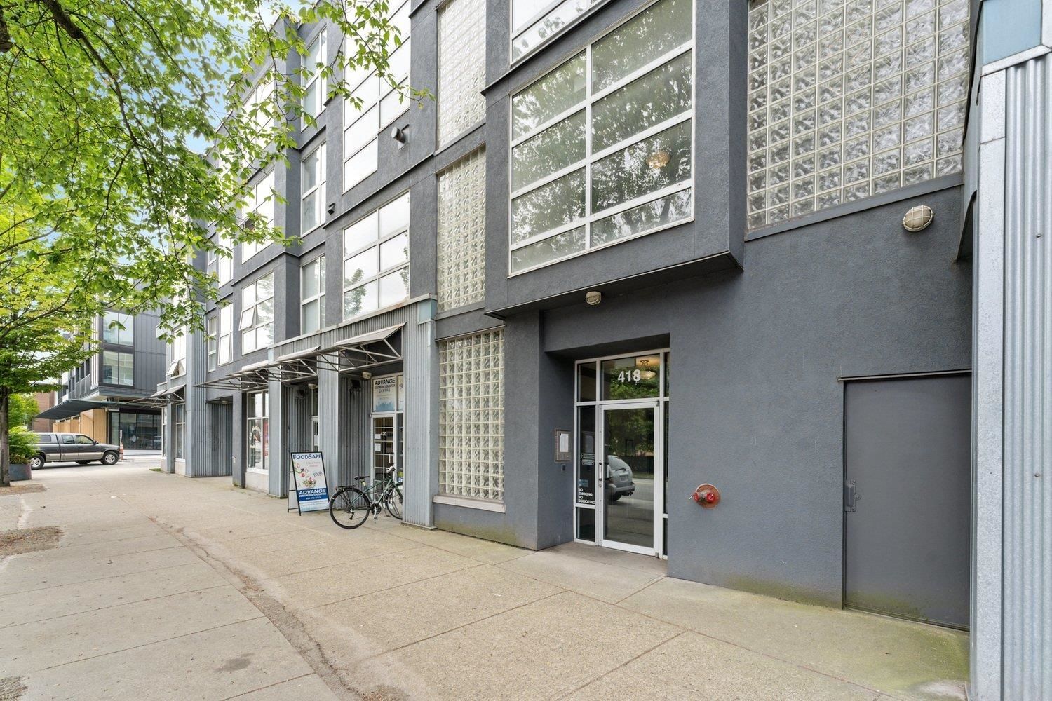 Listing Image 16