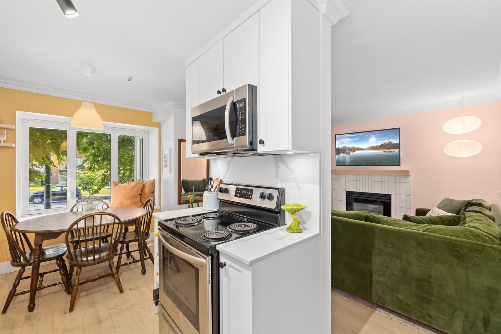 Listing Image 13