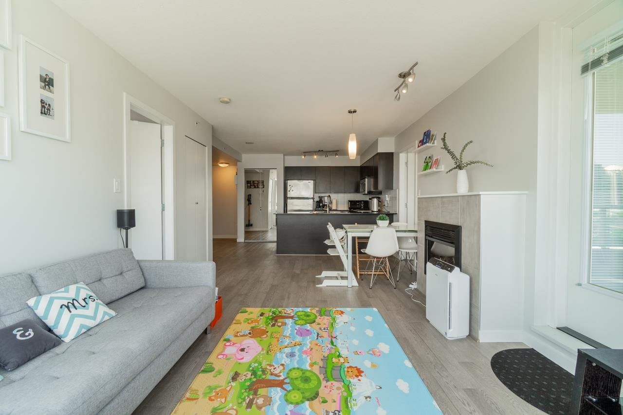 Listing Image 12