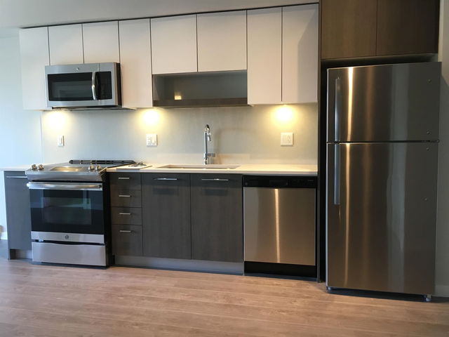 401 - 13768 108 Avenue