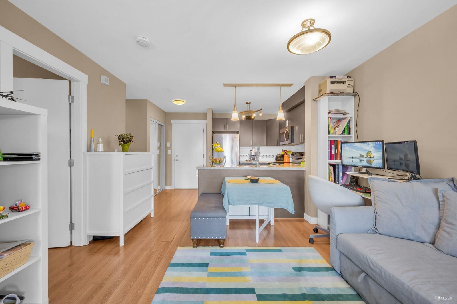 Listing Image 11