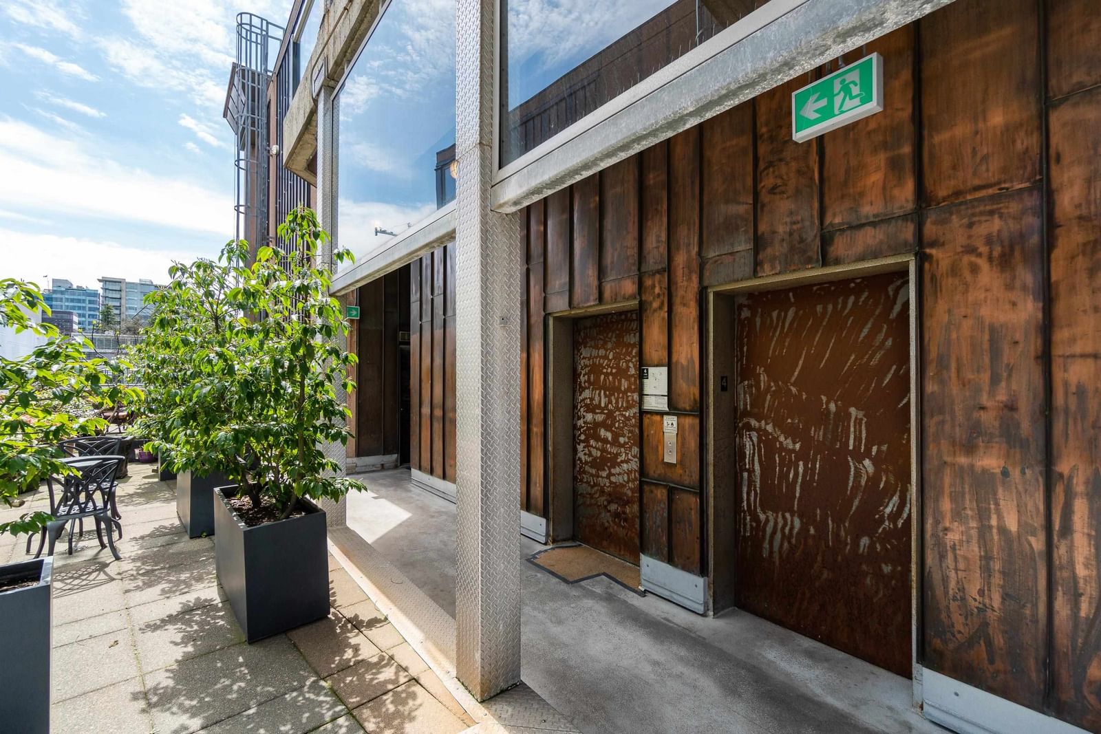 Listing Image 33