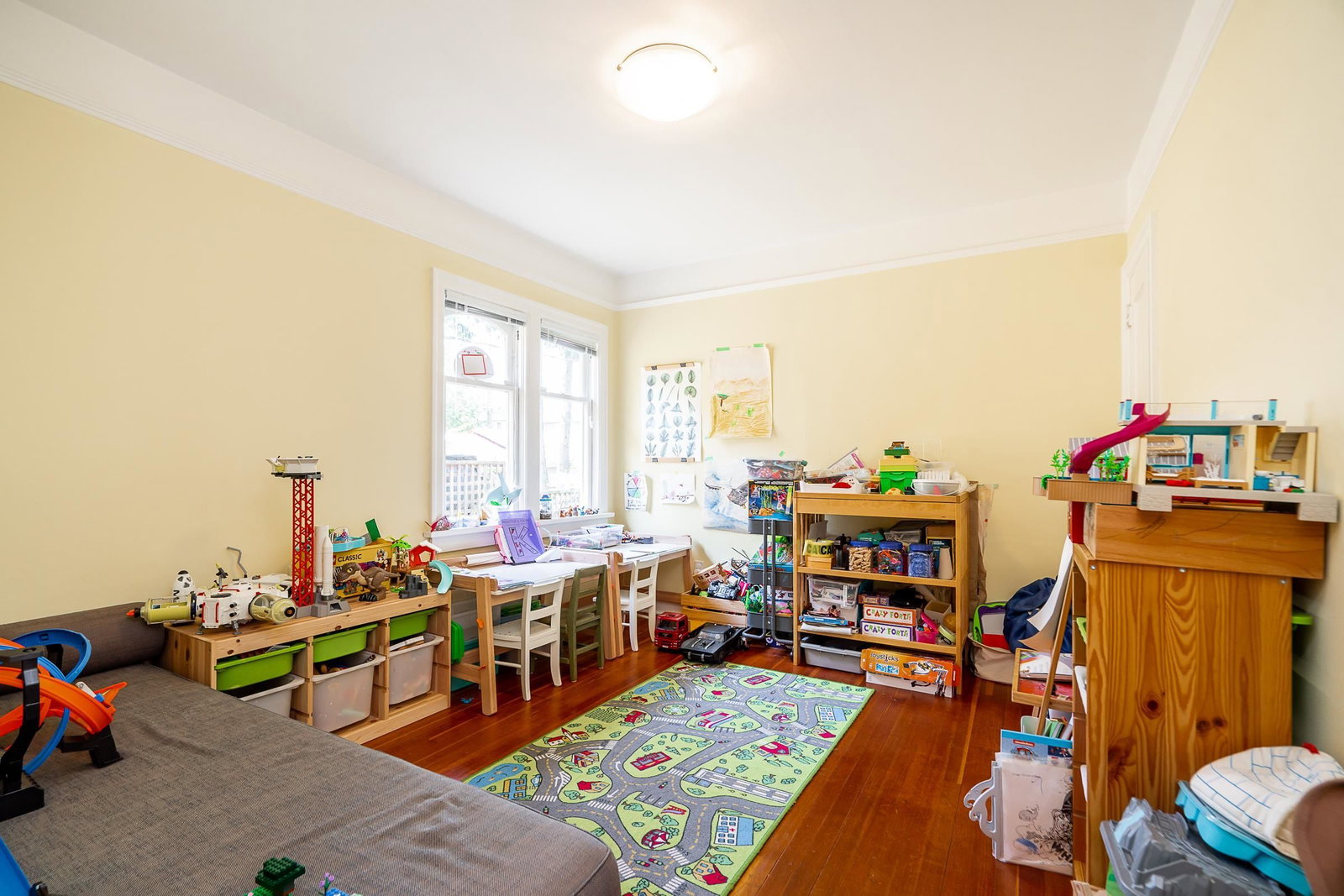 Listing Image 10