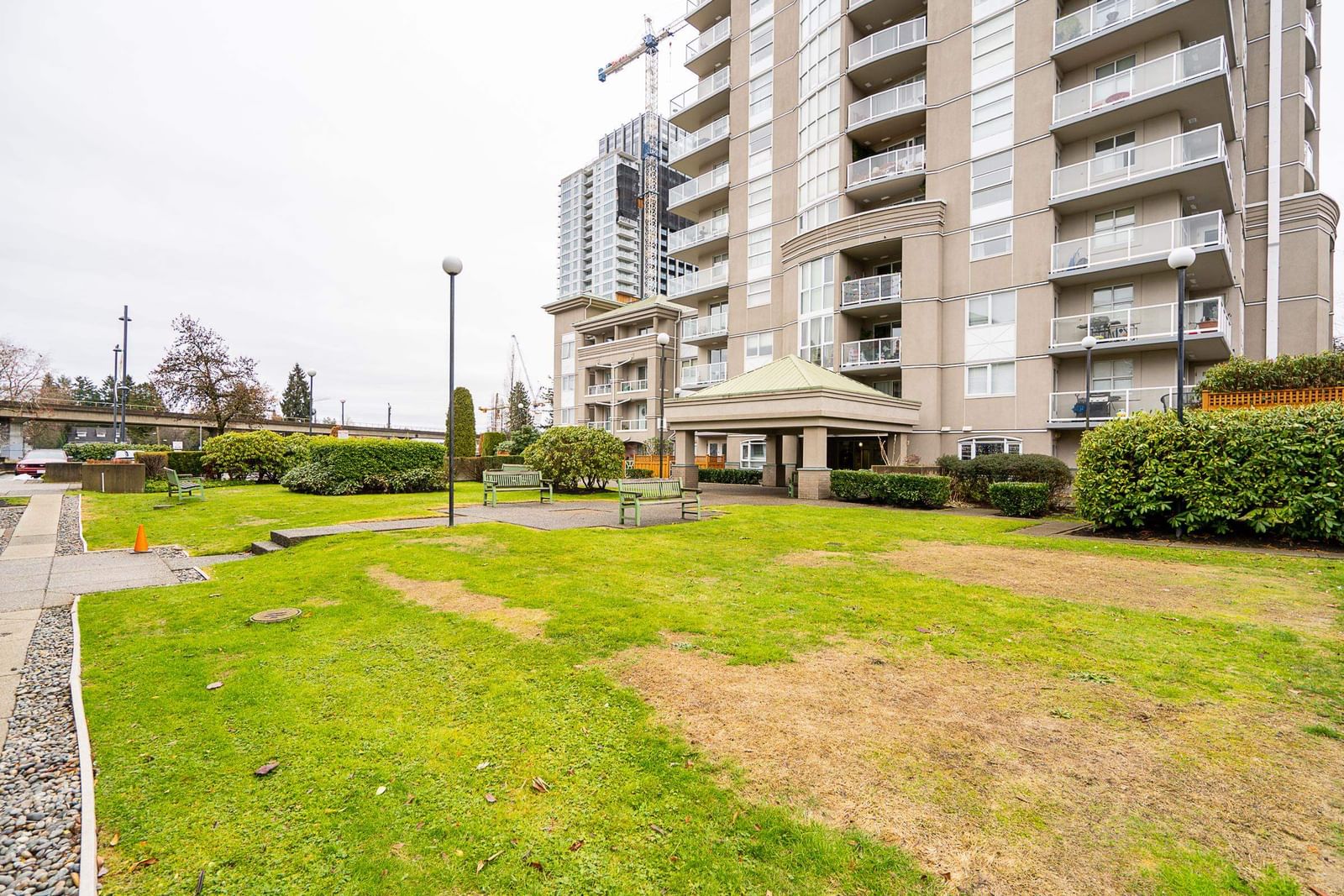 Listing Image 25