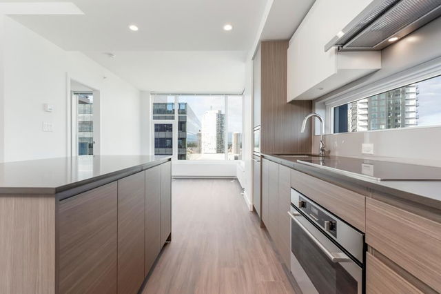 2209 - 13615 Fraser Highway