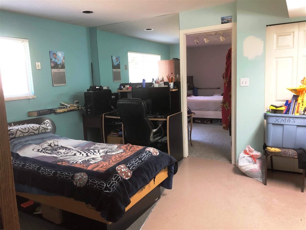 Listing Image 16