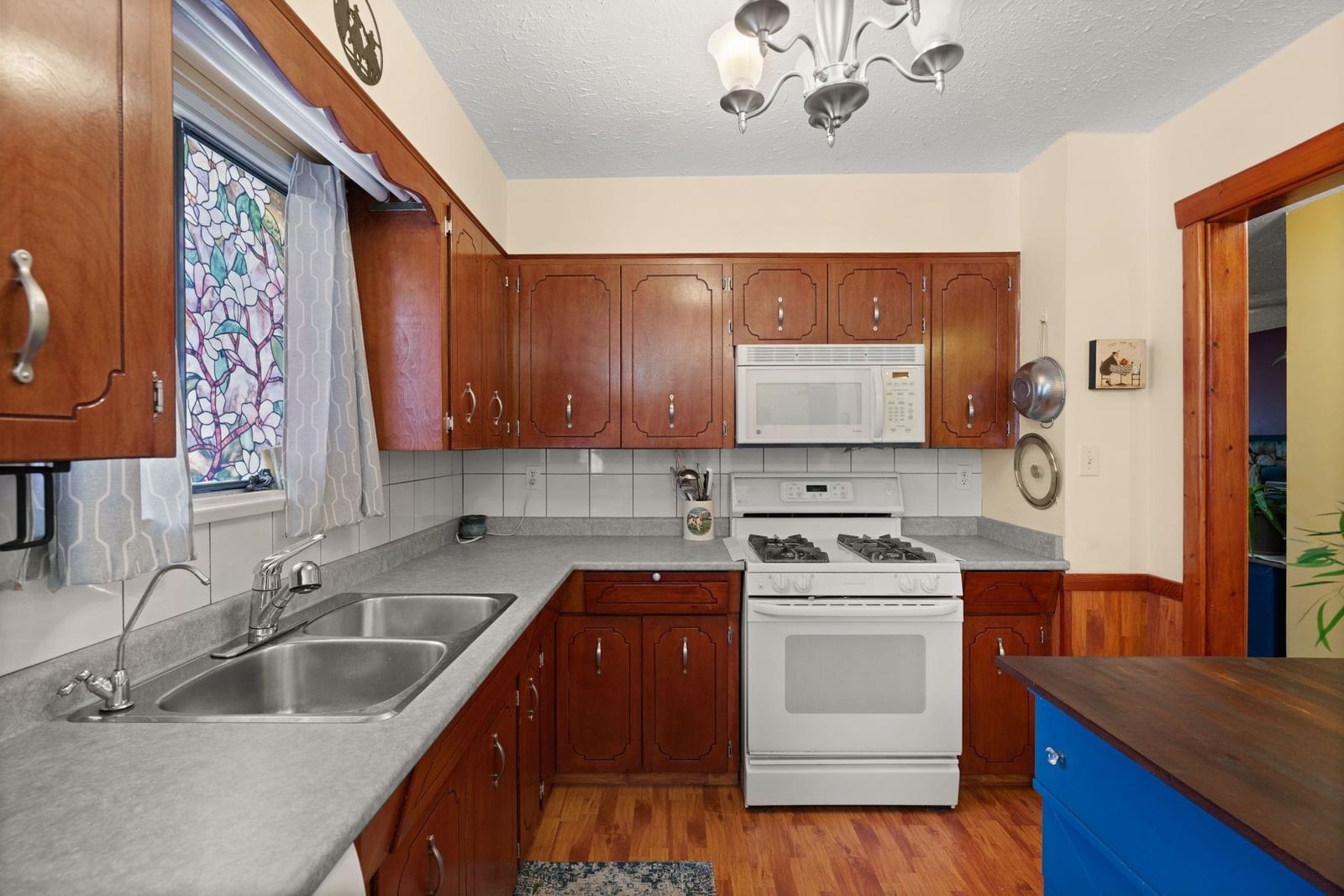 Listing Image 14