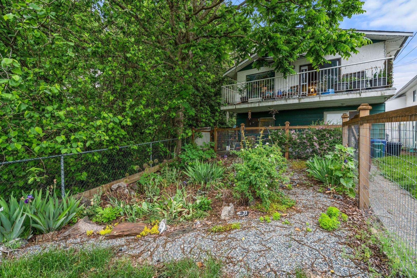 Listing Image 25