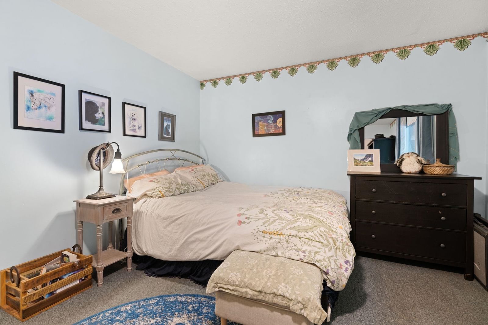 Listing Image 9