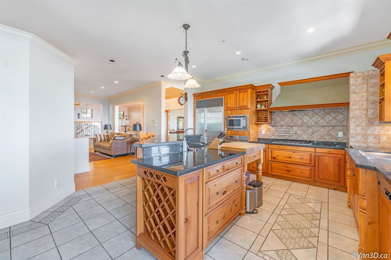 Listing Image 13