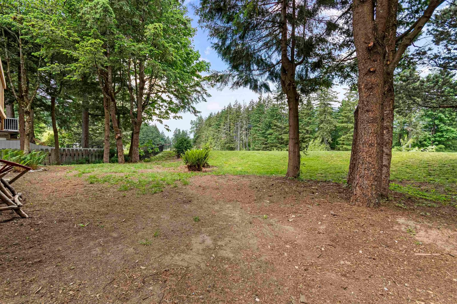 Listing Image 16